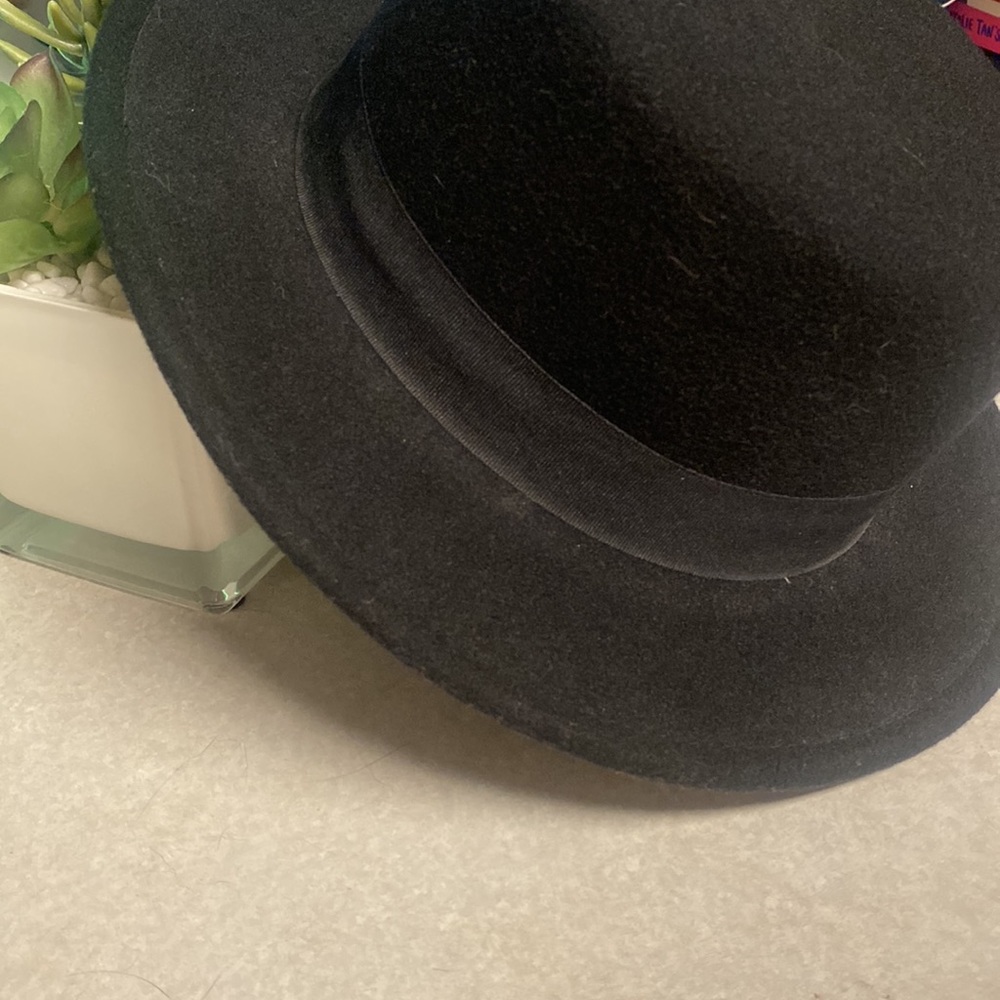 Classic Black Felt Bowler Hat - Women's Fashion Hat - Picture 3 of 3